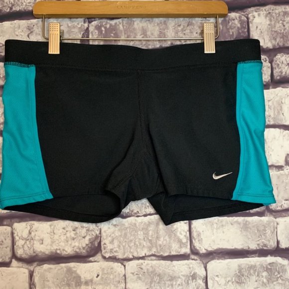 Nike Pants - Nike Dri-Fit Shorts Size Medium